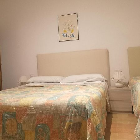 Bed and Breakfast Il Gelsomino Foligno Exterior foto